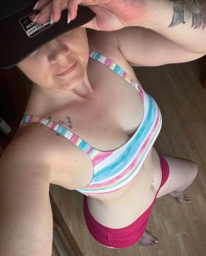 hotbarbie4l from New South Wales,Australia